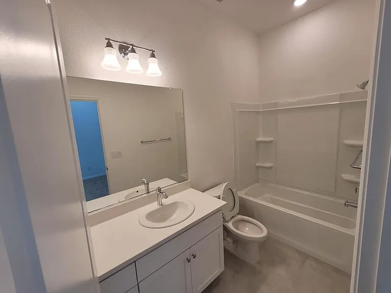 1517 1/2 Andromeda Way — Photo 9