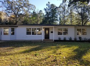 8848 Atter Ln, Jacksonville, FL 32216