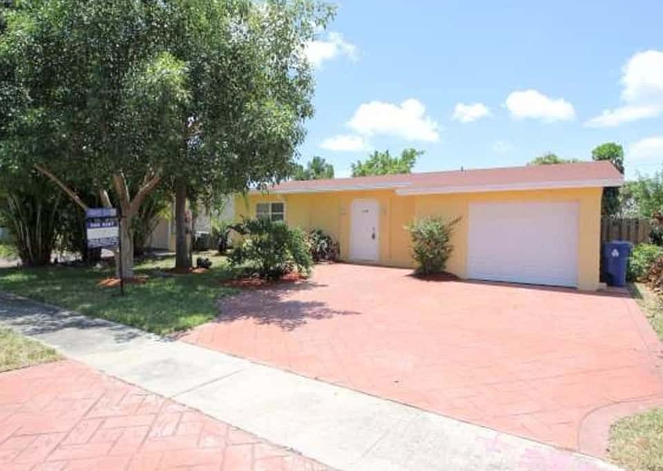 1st image of 9110 NW 26th St