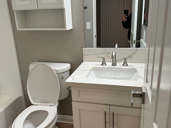4th image of 537 N Magnolia Ave #2B-2Ba