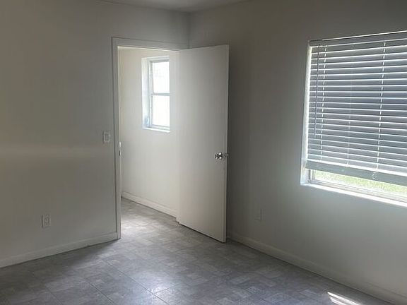 3rd image of 218 S Tampa Ave APT 2