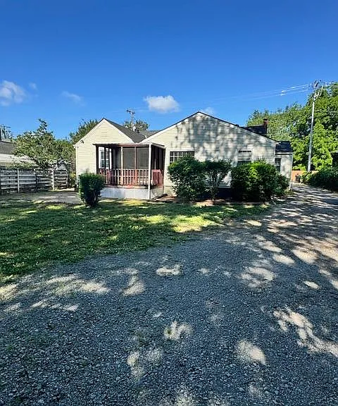 1320 Poplar Ave — Photo 28