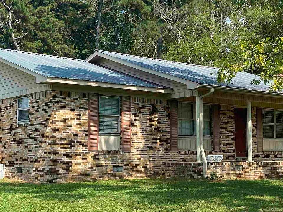 1st image of 203 Wann Cir
