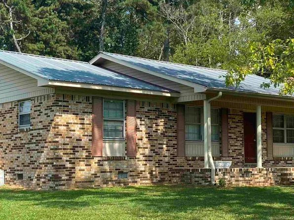 203 Wann Cir, Pisgah, AL 35765