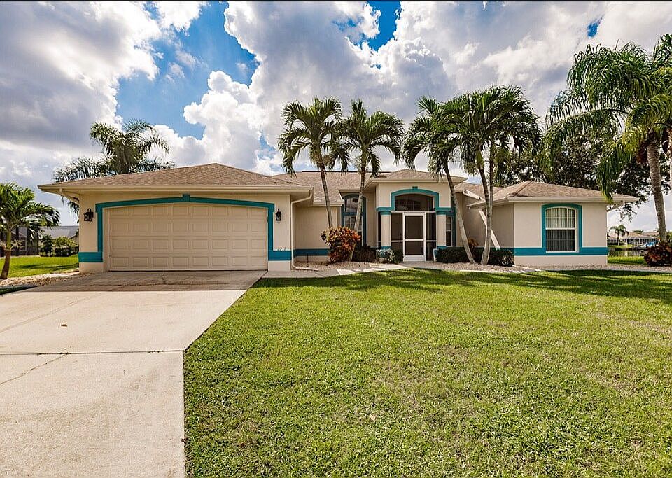 1st image of 2212 SW 40th Ter