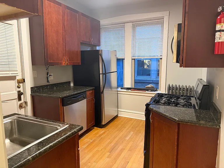 211 Washington Blvd #3N — Photo 13