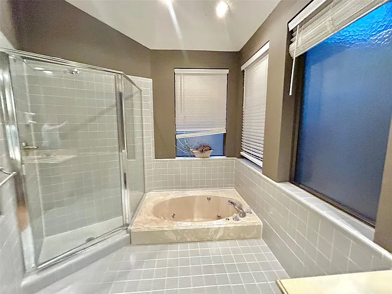 16306 Knightrider Dr — Photo 31