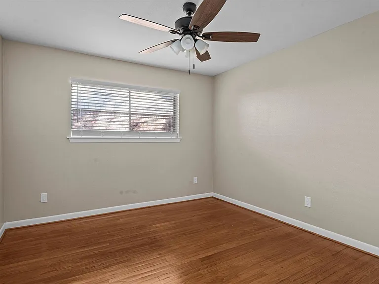 10030 Haddington Dr — Photo 20