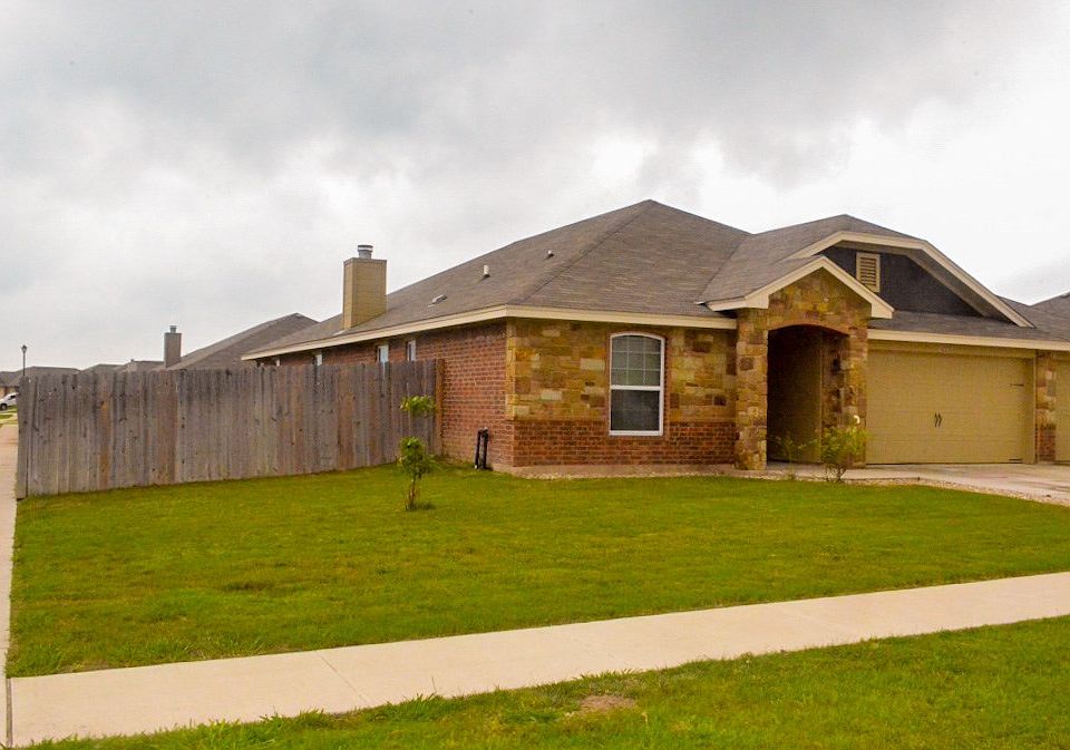 1st image of 2505 Hector Dr
