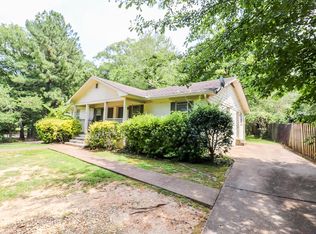 104 Clubview Rd, Oxford, MS 38655