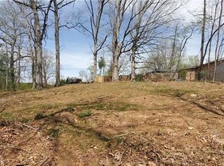 12 Jenny St, Asheville, NC 28806