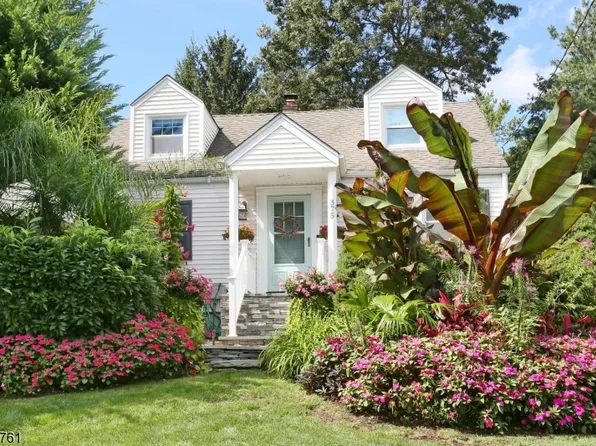 375 Kingston St, Wyckoff Twp., NJ 07481