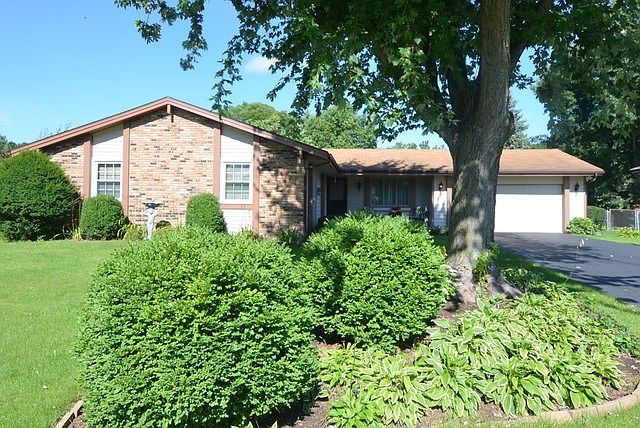 1st image of 2334 Jonquil Pl