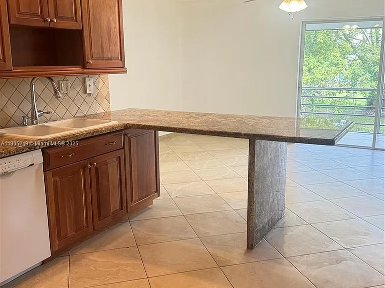 3111 Coral Springs Dr — Photo 2