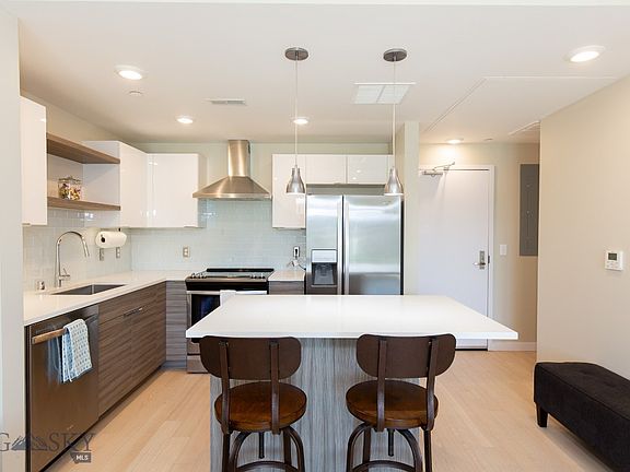 4th image of 476 Enterprise Blvd Unit 321