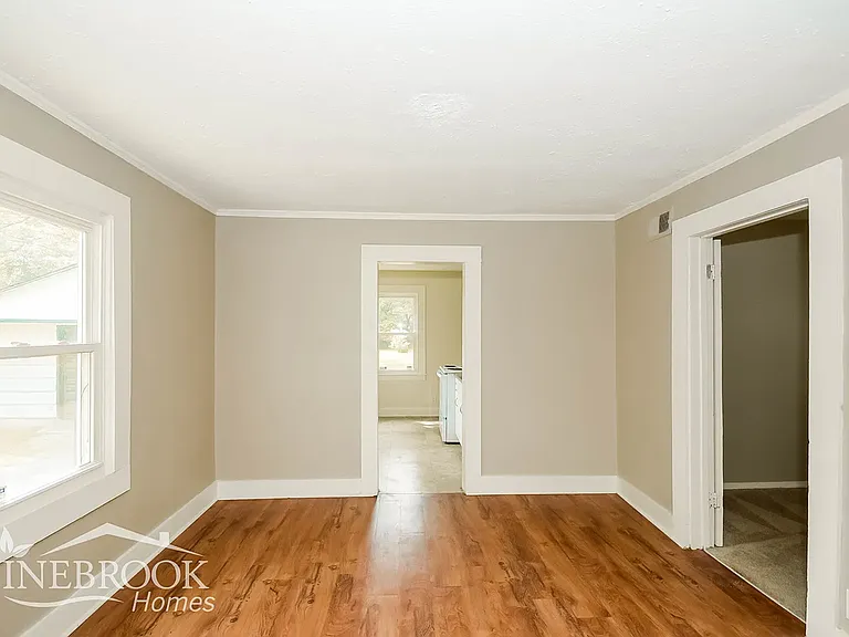 3750 N Kercheval Dr — Photo 7