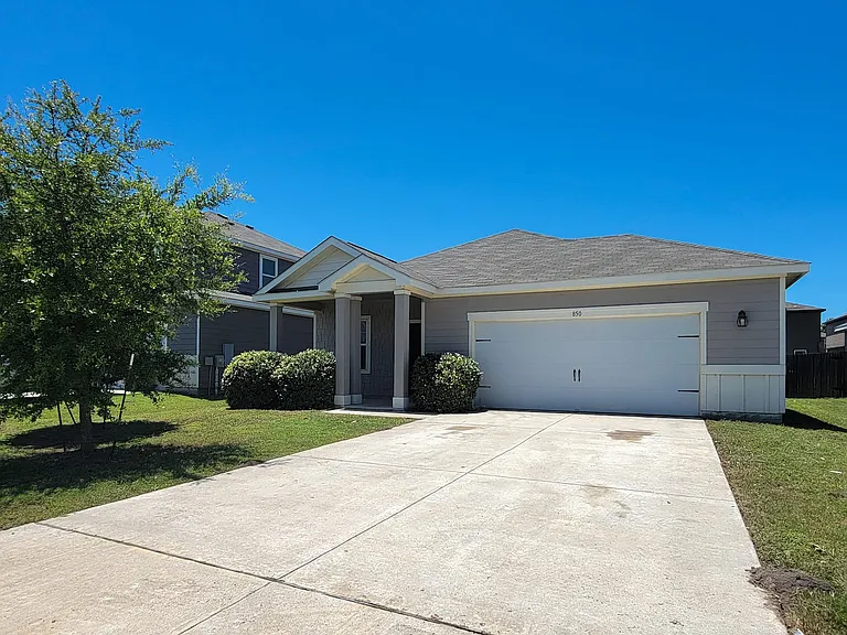 850 Bunton Reserve Blvd — Photo 1