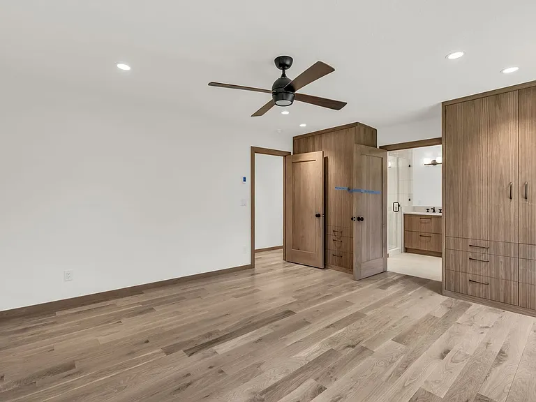 7346 Pinebrook Rd — Photo 18