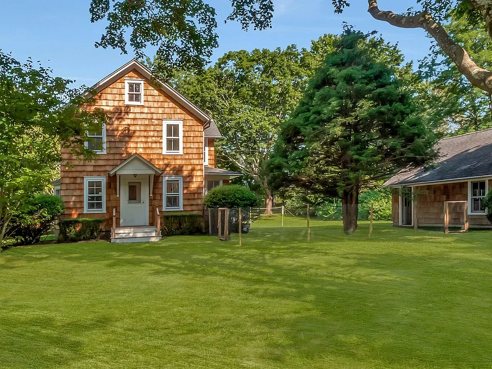 32 Saint Marys Rd