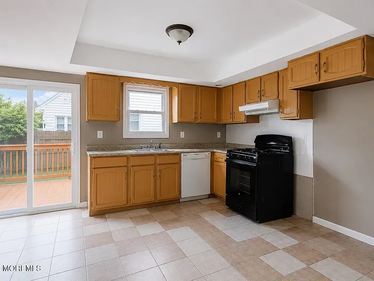 610A N Victoria Ave #1 — Photo 5