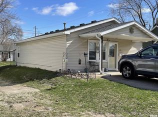 129 State St, Pekin, IL 61554