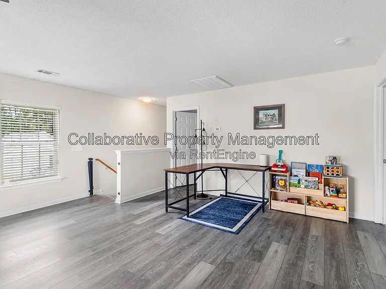 215 Tigers Paw Dr — Photo 25