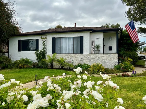 1690 266th St, Harbor City, CA 90710