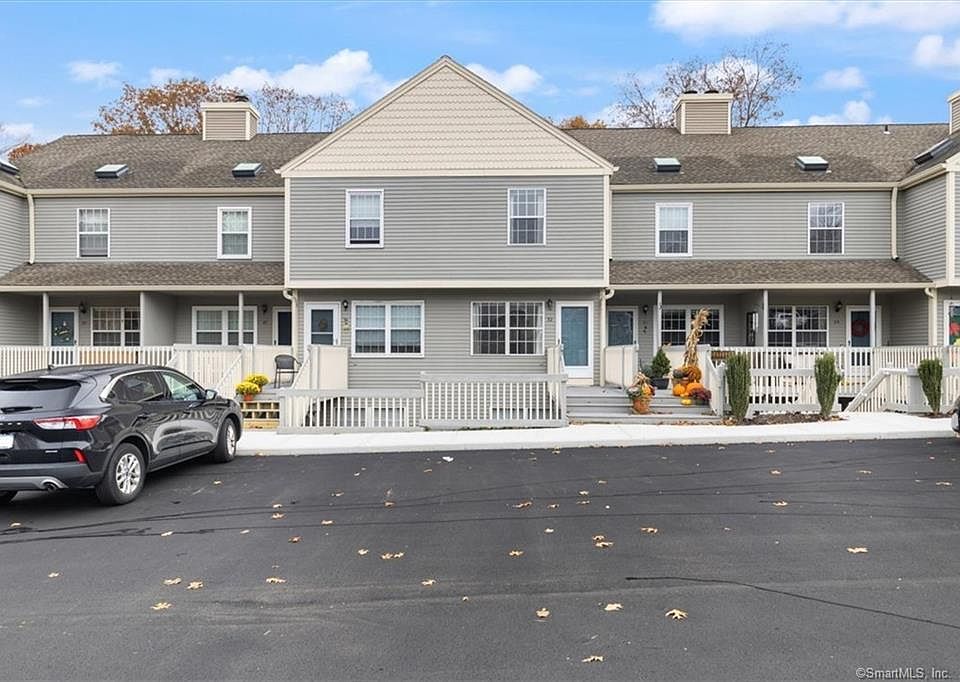 1st image of 32 Manorwood Drive #32