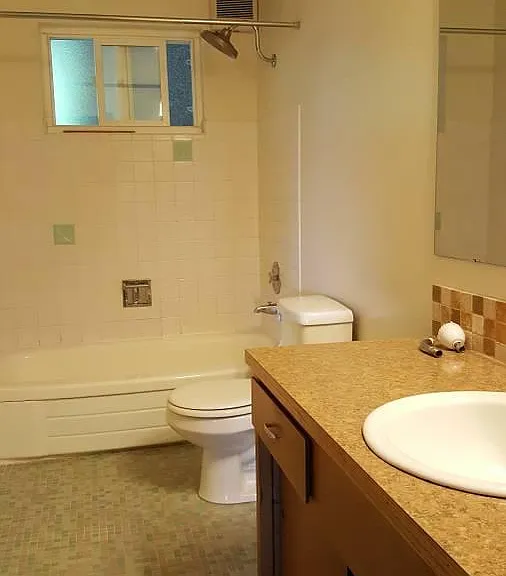 Tracy Ann Apartments — Photo 14