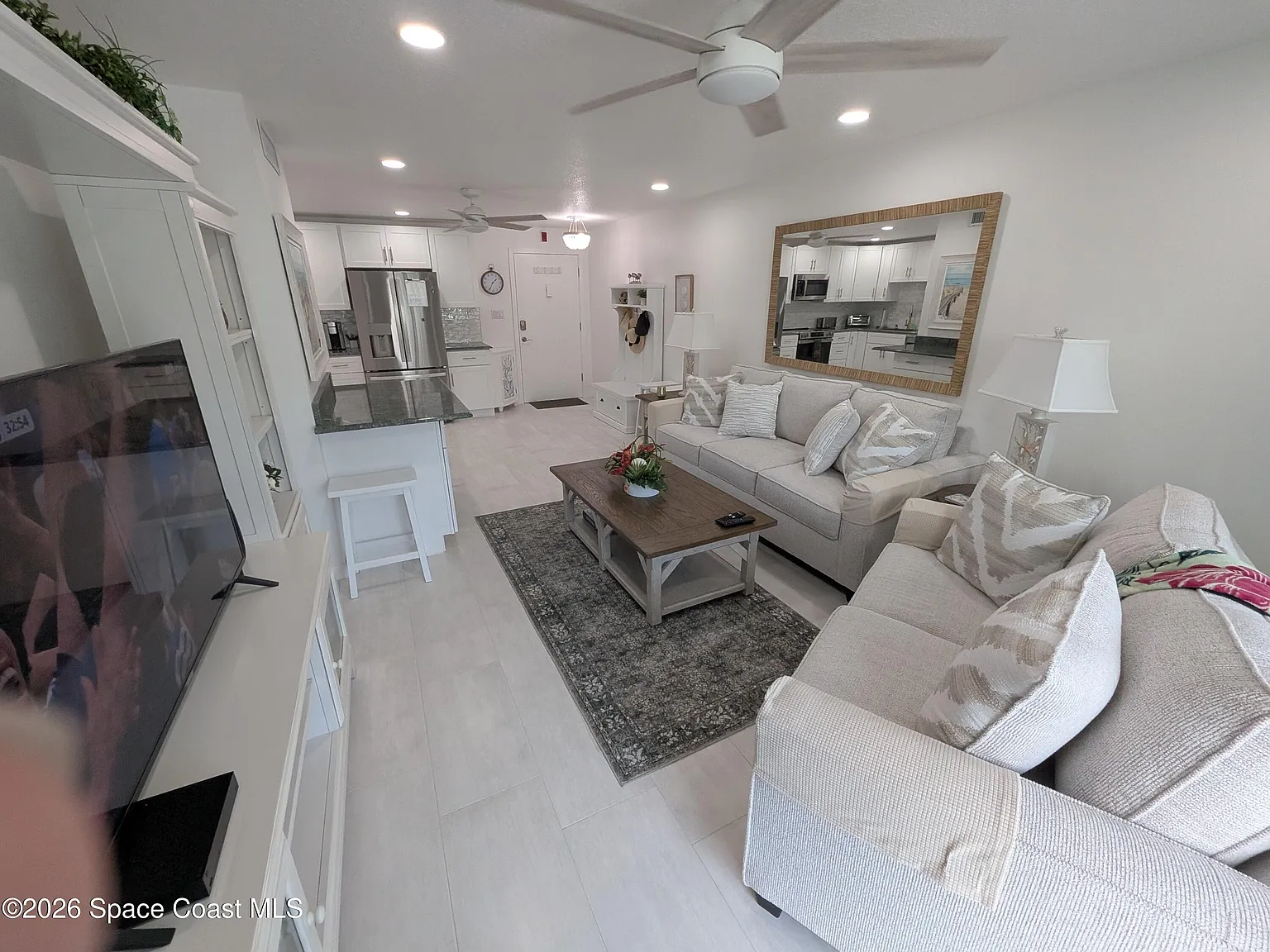 1 bed, 1.0 bath, 754 sqft, $2,200 — Photo 2
