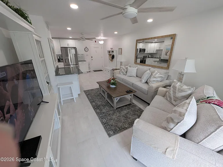 4800 Ocean Beach Blvd #224 — Photo 2