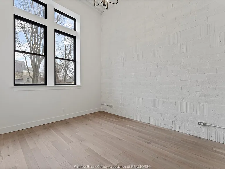247 Brock St #204 — Photo 20