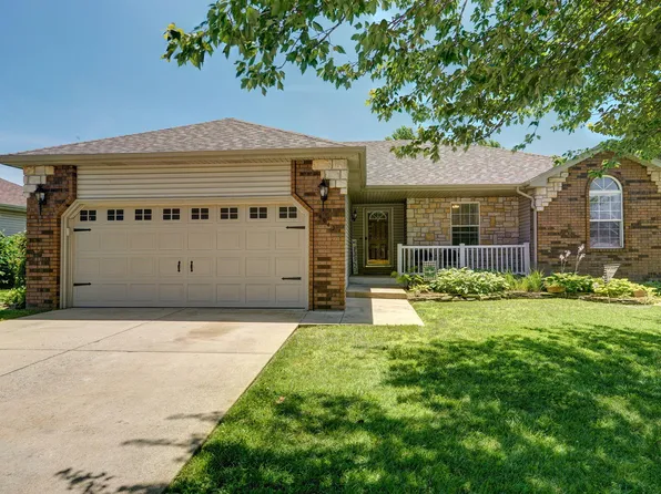 4042 W Sierra Street, Battlefield, MO 65619