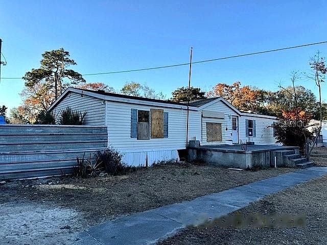 1st image of 12015 Parkwood St