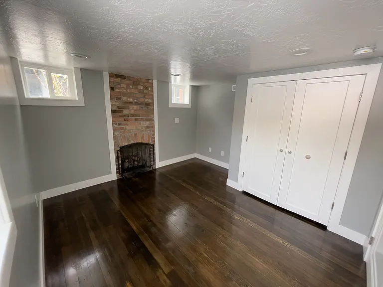 784 E 7th Ave — Photo 10