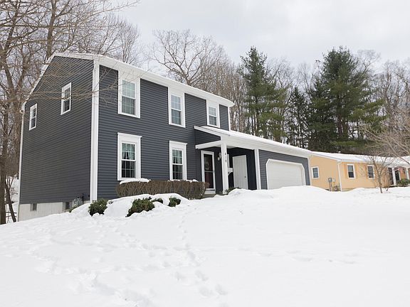 2nd image of 410 Adaway Ave SE