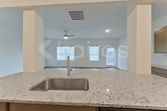 6104 Taramore Ln NW — Photo 6