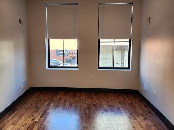 3rd image of 568 Communipaw Ave
