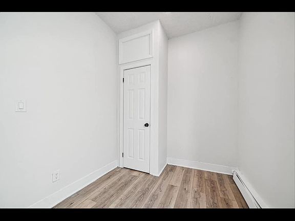 4th image of 250 Clinton Ave #2