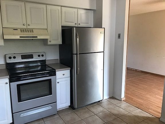 3rd image of 1426 Beaufort St