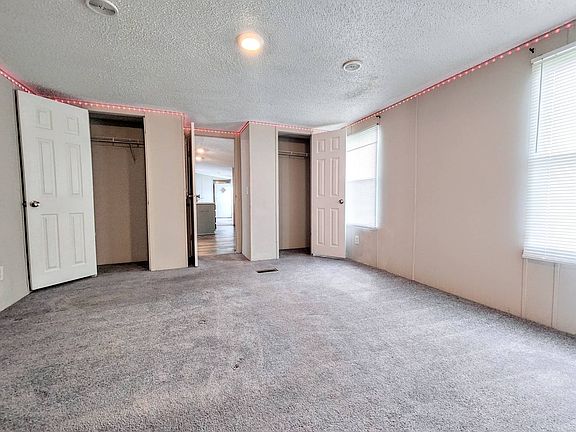 5th image of 268 E Tower Ln