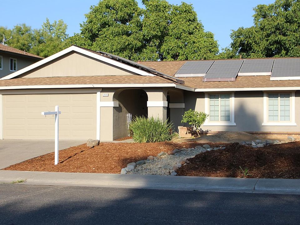 2nd image of 2725 Escobar Way