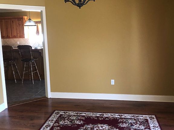 3rd image of 116 Sarah Dr