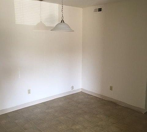 3rd image of 6181 Annas Ln