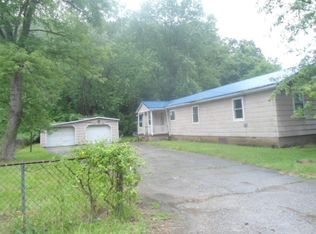 829 Turley Ave, Flatwoods, KY 41139