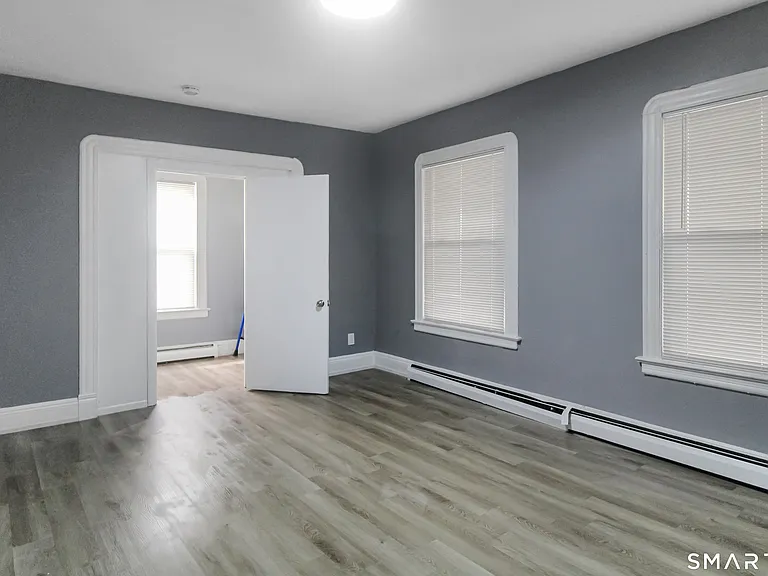 32 Lenox St — Photo 6