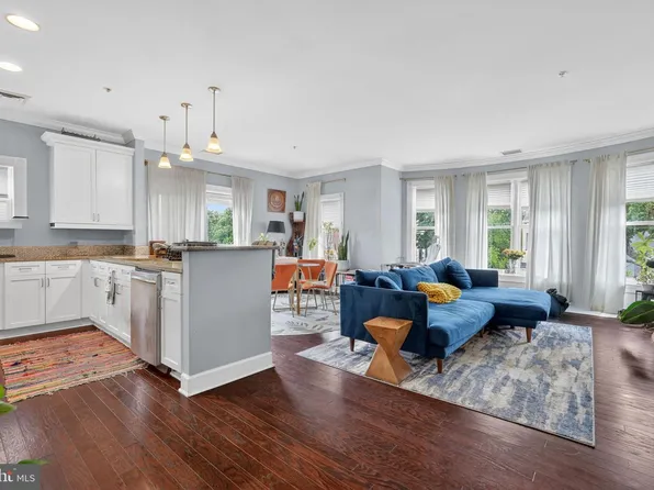401 13th St NE APT 311, Washington, DC 20002