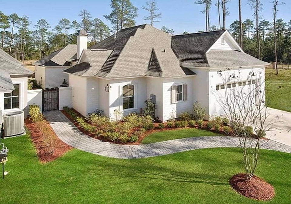 1st image of 112 Garden Walk Dr