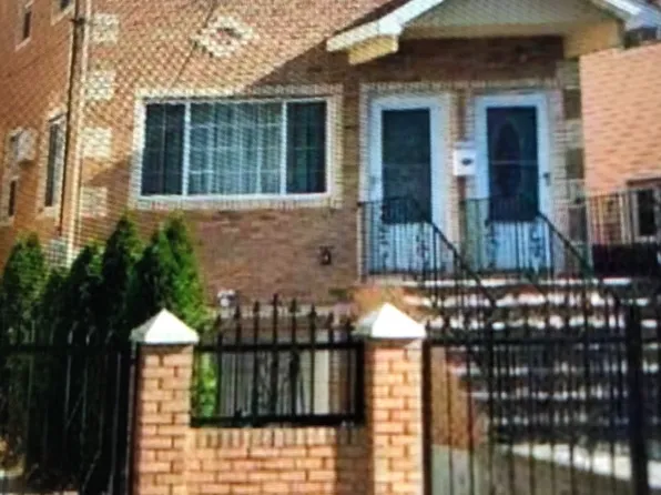 11721 134th St, South Ozone Park, NY 11420