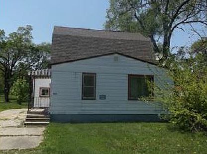 1st image of 1823 S Oakwood Ave